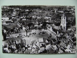 CPSM 62 Aire-sur-la-Lys - Le Beffroi Et La Grand'Place - Vue D'ensemble - A Voir ! - Aire Sur La Lys