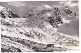 Ober - Engadin.  Tschiervahütte  Mit  Piz  Roseg  (3943 M.) - Tschierv