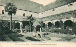 CPA - SAVENAY (44) - Le Château De Blanche-Couronne , Le Cloître - Savenay