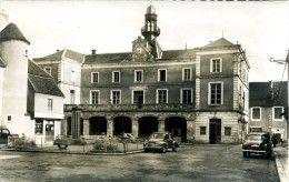 58 NIÈVRE / TANNAY / L'HÔTEL DE VILLE  1956 - Tannay