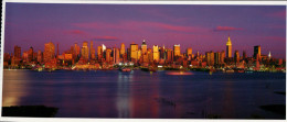 New York Panoramic Postcard, Midtown Glow - Mehransichten, Panoramakarten