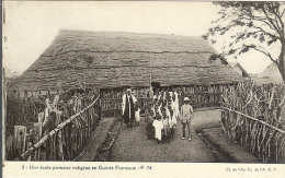 Etr - Guinée - Une école Prmaire Indigène En Guinéee Française - Guinea