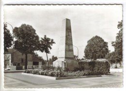 CPSM STAINS (Seine Saint Denis) - Monument Aux Morts - Stains