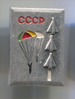 PARACHUTTING - Soviet Union, Russia, Communism, Vintage Pin, Badge - Parachutespringen