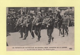 Funerailles Du General Lebrun - Ministre De La Guerre - Les Decorations Du General - Son Cheval De Guerre - Autres & Non Classés