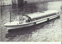 Ronquières -- Un Des Trois Bateaux Qui Sont En Service Au Plan Incliné.    (2 Scans) - Braine-le-Comte