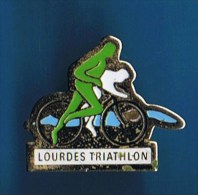 PIN´S //  . LOURDES TRIATHLON - Swimming