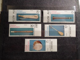 Turkey  - Musical Instruments   - Mint, Unused Stamps   With Margin   1982   MnH    J27.6 - Nuevos