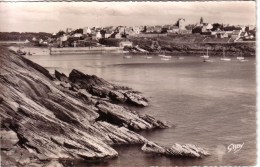 LE CONQUET Vue Générale Sur L Avant Port ( Finistère ) CPSM Format CPA ( Port Bateau Chalutier …) - Le Conquet