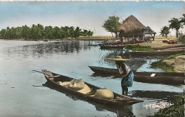 CPA-PHOTO-1950-CONGO-ENV- BRAZAVILLE-SCENE De VIE RIVERAINE-TBE - Brazzaville