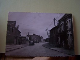 MARCOING (NORD) LES VOITURES. LA RUE ROGER SALENGRO. - Marcoing