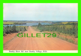 STANLEY VILLAGE, P.E.I. - STANLEY RIVER ROAD LEADING DOWN TO THE WINDING STANLEY RIVER - - Autres & Non Classés