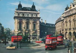 CPSM ROYAUME-UNI - London - Piccadilly Circus By John HINDE - Piccadilly Circus
