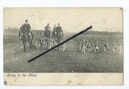 CPA - Chasse à Courre - Going To The Meet Chiens - Hunting