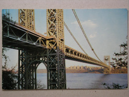 New York City, The George Washington Bridge - Brücken Und Tunnel