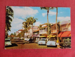 Florida> Palm Beach  Worth Avenue--- ------Reference 1663 - Palm Beach