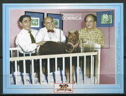 (cl 21 - P31) Dominique ** Bloc N° 443 - (ref. Michel Au Dos) "The Three Stooges" Sketche Avec Un Poney - - Dominica (1978-...)