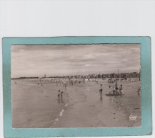 14  -  COURSEULLES  - SUR - MER - LA  PLAGE  A  MAREE  HAUTE  - 1951  -  SM  D  GF  - - Courseulles-sur-Mer