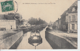 LE CHESNE ( Ardennes ) - Le Canal Allant Vers Pont - Bar  ( Péniche  )  PRIX FIXE - Le Chesne