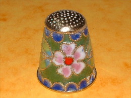 Dé à Coudre En Métal - FLEURS - A13 - Thimbles