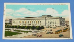 The Cleveland Public Hall , Cleveland , Ohio :::: Animation - Voitures - Automobiles - Cleveland