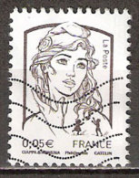 Timbre France Y&T N°4764 (01) Oblitéré. Marianne De Ciappa Et Kawena. 0.05€. Bistre-noir. Cote : 0.20 € - 2013-2018 Marianne De Ciappa-Kawena