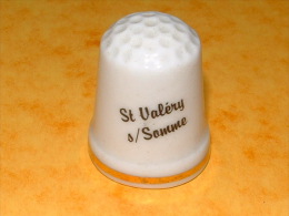 Dé à Coudre En Porcelaine - St Valéry S/ Somme - B4 - Fingerhüte