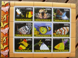 PAPILLONS, PAPPILON, Buterflies, Mariposas, Bloc Collectif  9 Valeurs Neuf Sans Charniere ** (MNH) Bloc Emis En 1999 - Papillons