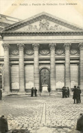 CPA (theme Paris Grandes Ecoles )  La Faculté De Medecine  Rue De L Ecole De Medecine   Cours Interieure    (paris ) - Enseignement, Ecoles Et Universités