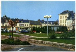 76 GODERVILLE ++ Place De Verdun ++ - Goderville