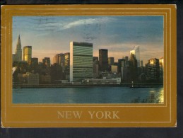 J1064 Sunset Reflection With The United Nations And Manhattan Skyline, New York - Nice Stamp 1992 - Panoramic Views