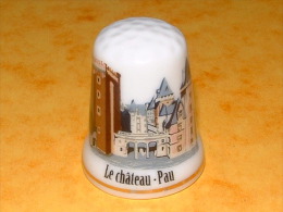 Dé à Coudre En Porcelaine - PAU Le Château - C3 - Ditali Da Cucito