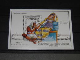 Dominica - 1992 Wolfgang Amadeus Mozart Block MNH__(TH-12940) - Dominique (1978-...)