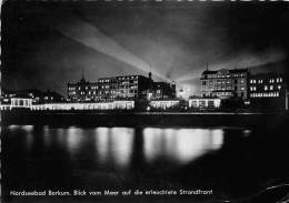 BG1100 Nordseebad Borkum Blick Vom Meer Auf Die Erleuchte  CPSM 14x9.5cm Germany - Borkum