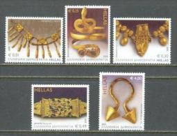 2005 GREECE JEWELS MICHEL: 2273-2277 MNH ** - Unused Stamps