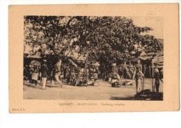 AFRIQUE--DAHOMEY---PORTO-NOVO--faubourg Indigène--voir 2 Scans - Dahomey