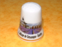 Dé A Coudre En Porcelaine GORDES L'abbaye De Senanque - E24 - Thimbles