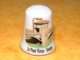 Dé A Coudre En Porcelaine SOSPEL Le Pont Vieux - C10 - Fingerhüte