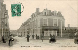 CPA PONTVALLAIN  , Rue Principale , Café Du Nord - Pontvallain