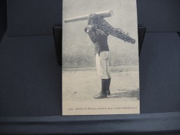 FRANCE - 1914 / 1918 - Artilleur De Montagne Portant Un Canon  - Trés Bon état -  Lot N° 2121 - Militaria