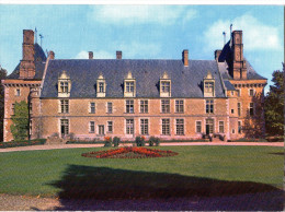 CPM  58      SAINT AMAND EN PUISAYE        LE CHATEAU - Saint-Amand-en-Puisaye