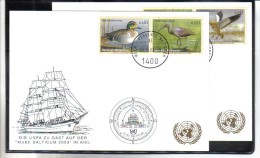WIT413 UNO WIEN 2003  MICHL 389/92  Auf 2 STÜCK WEISSE KARTEN - White Cards - Used Stamps