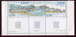 Tryptique** Avec Vignette Centrale "Anse Du Gouvernement" (YT 750 Et 751 - 2001) Avec Date 24.08.01 - Unused Stamps