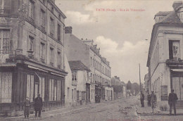 61 - Trun - Rue De Vimoutiers (animée) - Trun