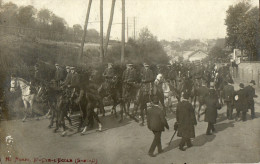 SAINT CYR L'ECOLE (78) Carte Photo Défilé Militaire Belle Animation - St. Cyr L'Ecole