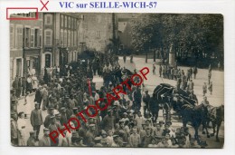 Enterrement-VIC SUR SEILLE-WICH-Corbillards-Defile-CARTE PHOTO Allemande-Guerre-14-18-1 WK-FRANCE-57- - Vic Sur Seille