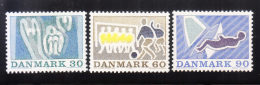 Denmark 1971 Sports 3v Mint - Unused Stamps