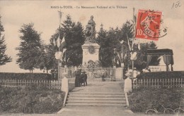 MARS LA TOUR (Meurthe Et Moselle) -  Le Monument National Et La Tribune - Animée - Autres & Non Classés