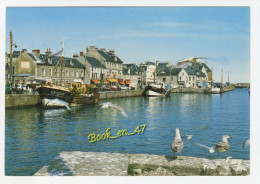 {45723} 14 Calvados Port En Bessin , Les Quais - Port-en-Bessin-Huppain