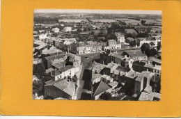 85 Montaigu En Avion  Le Rond Point Et La Place Vue Aerienne - Montaigu